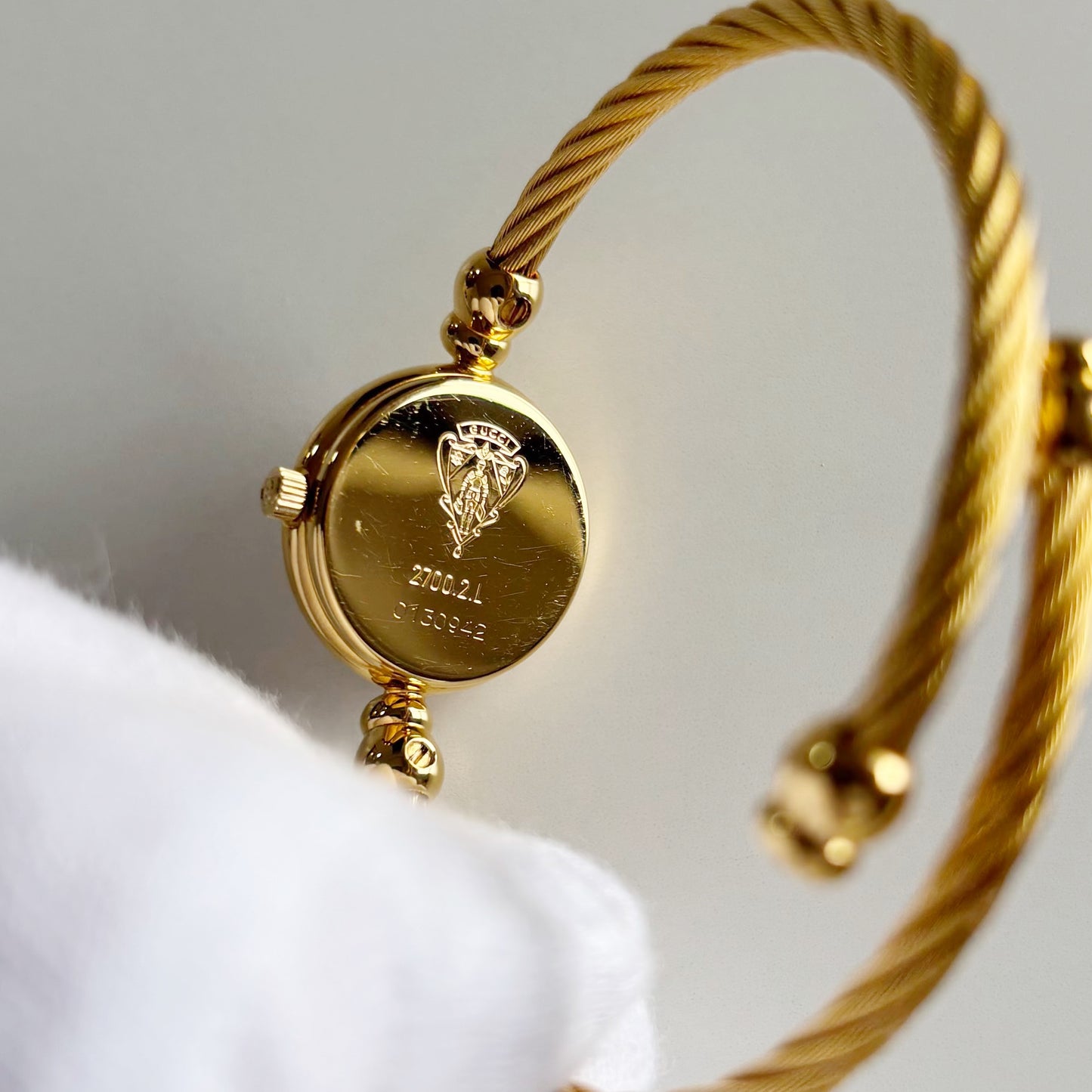 Gucci 1990s Seashell Dial Gold Plated Cable Band Bangle Watch