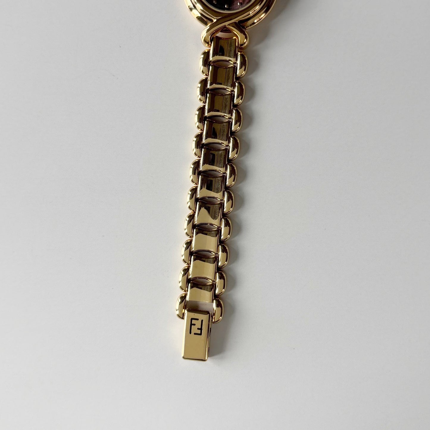 Fendi 1990s Seashell Round Dial Gold Plated Watch
