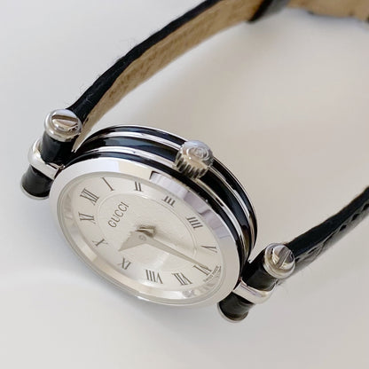 Gucci 1990s Silver Round Watch (Womens)