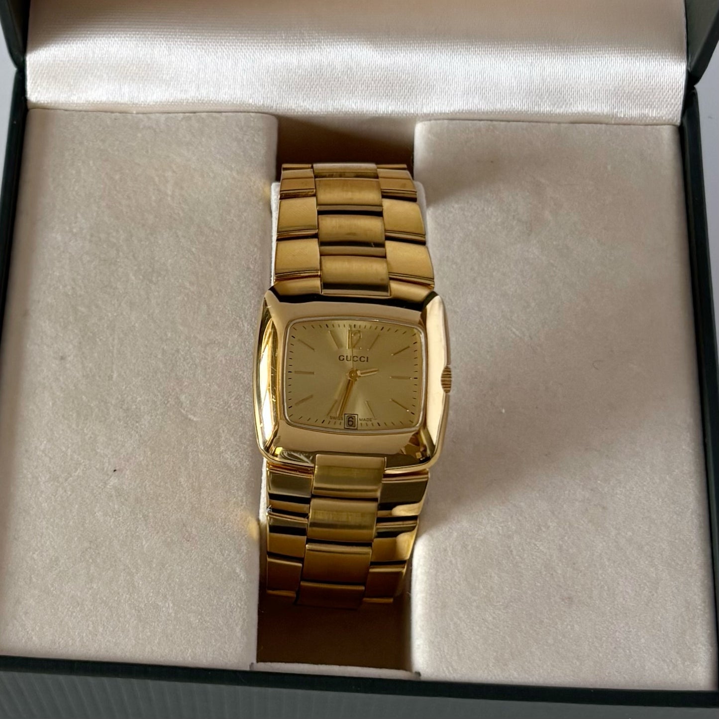 Gucci 1990s Date Gold Dial Gold Plated Watch