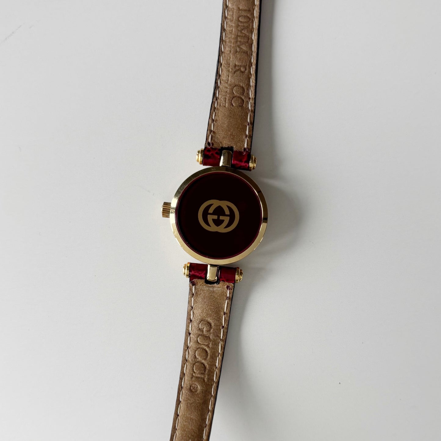 Gucci 1990s Round Dial Red Gold Plated Watch