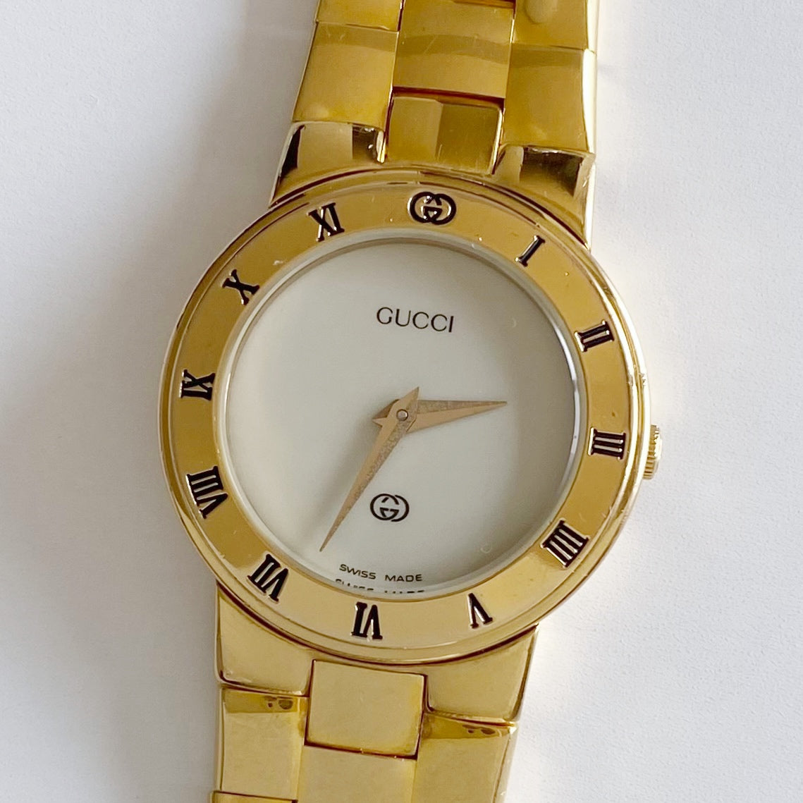 Gucci 1990s Gold Plated Round Watch
