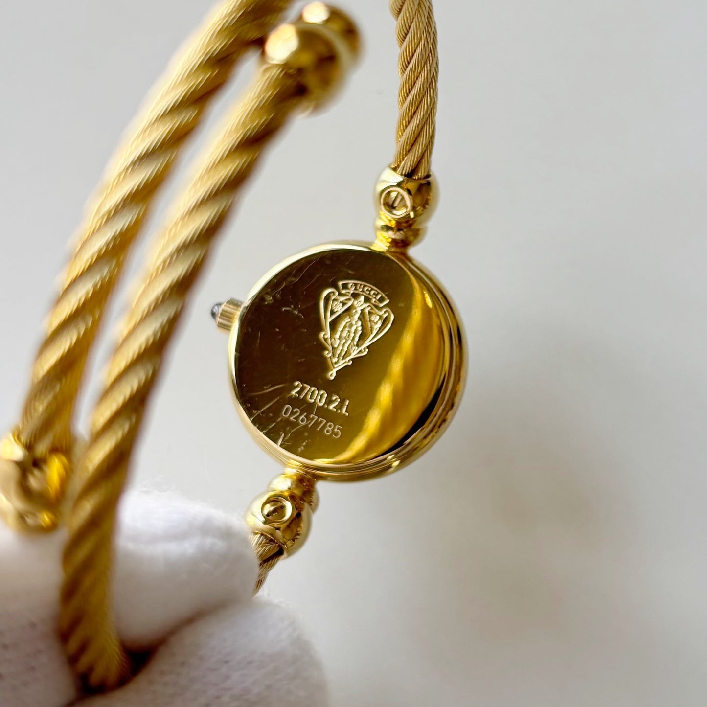 Gucci 1990s Seashell Dial Gold Plated Cable Bangle Watch