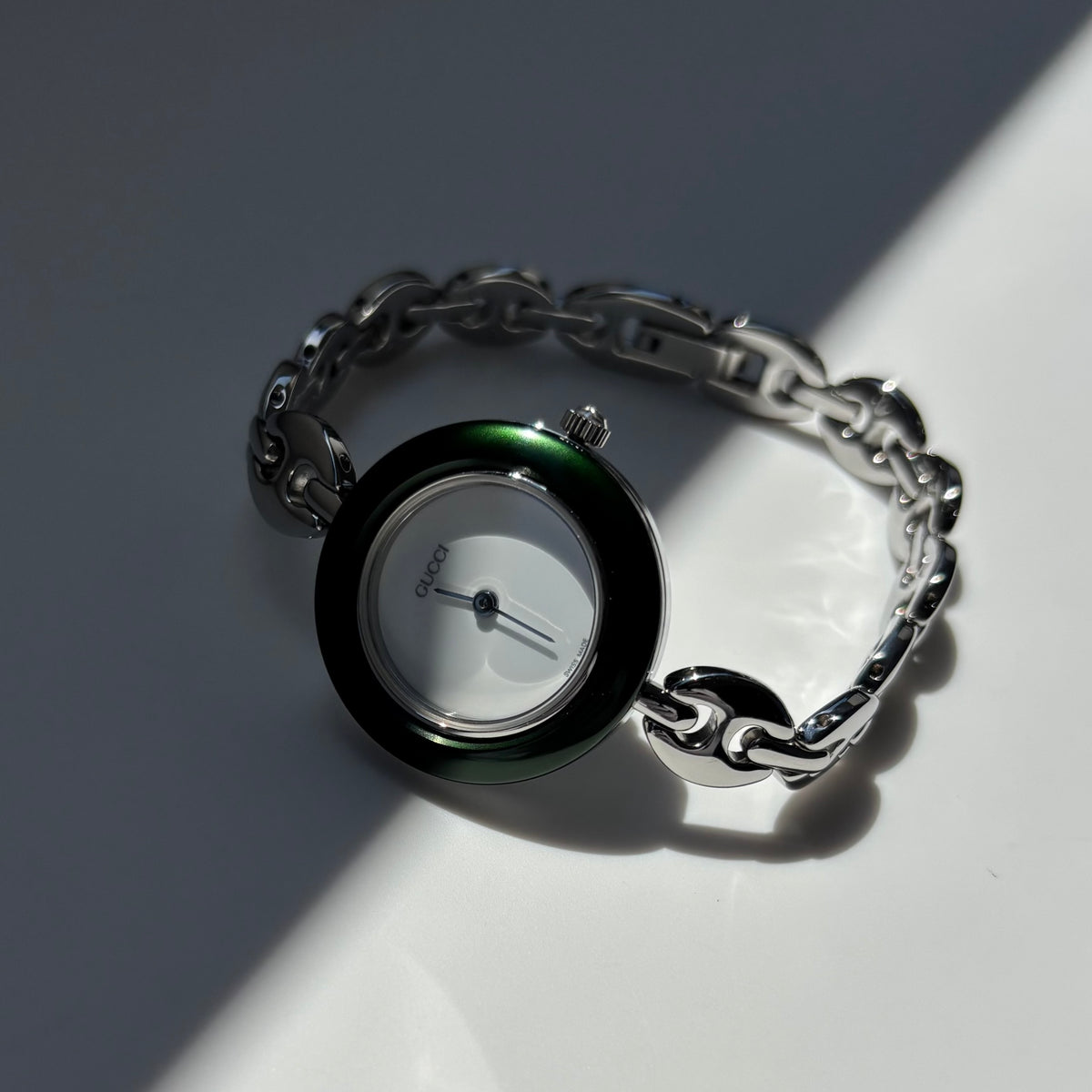 Gucci 1990s Interchangeable Bezel Stainless steel Chain Watch with 6 bezels, case