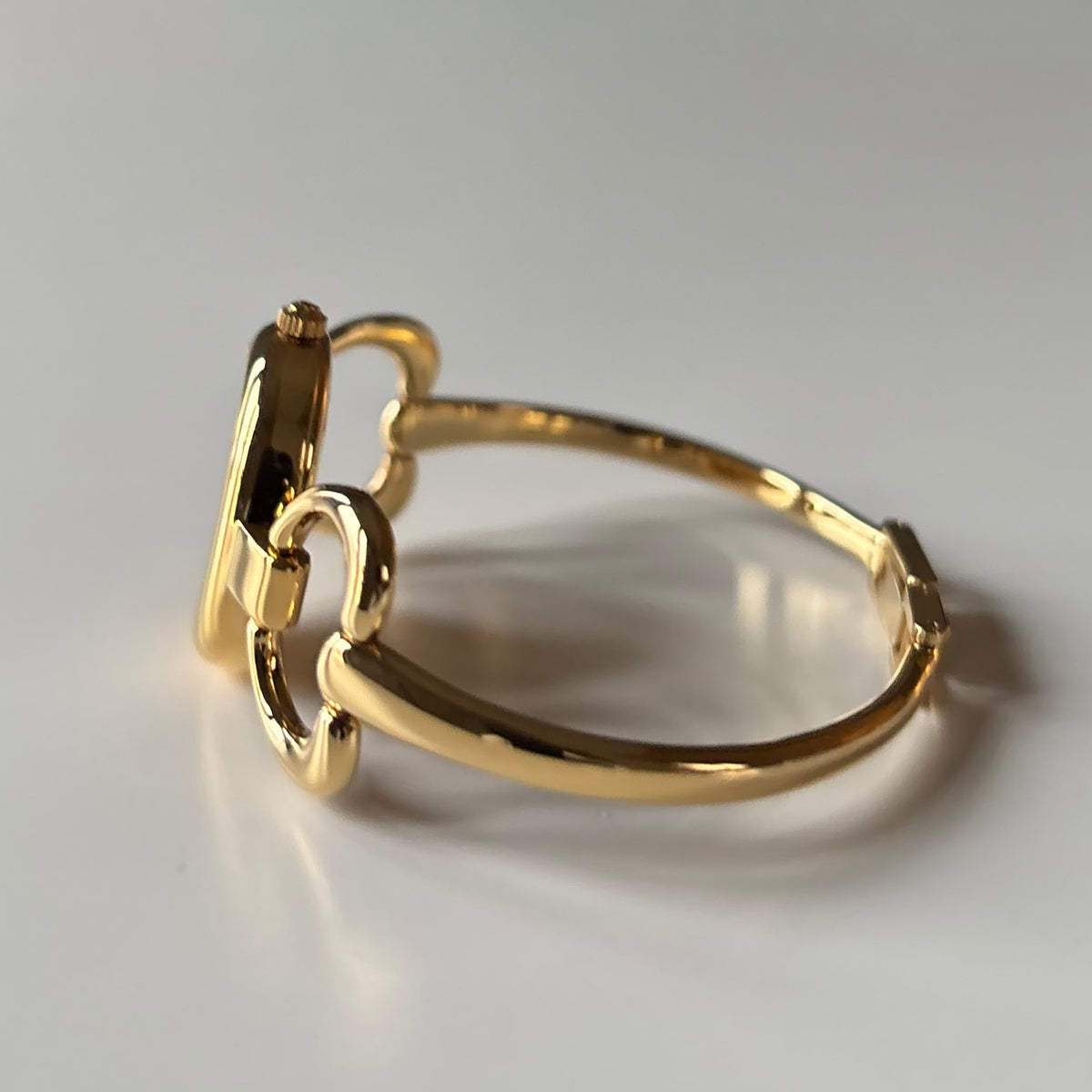 Gucci 1990s Seashell Dial Gold Plated Bangle Watch