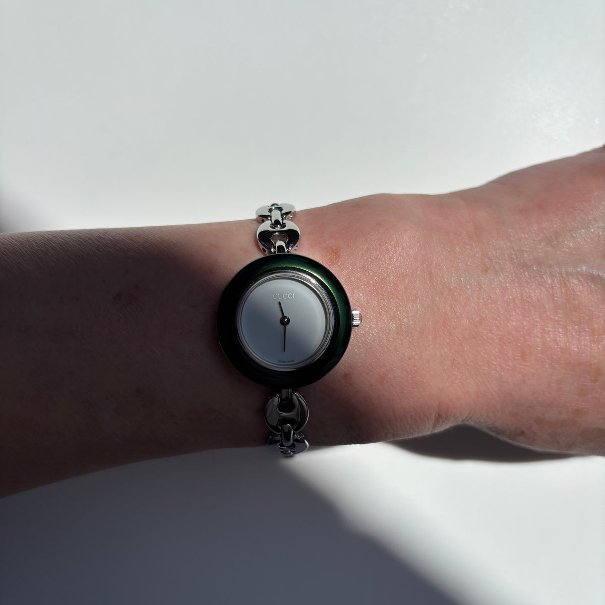 Gucci 1990s Interchangeable Bezel Stainless steel Chain Watch with 6 bezels, case