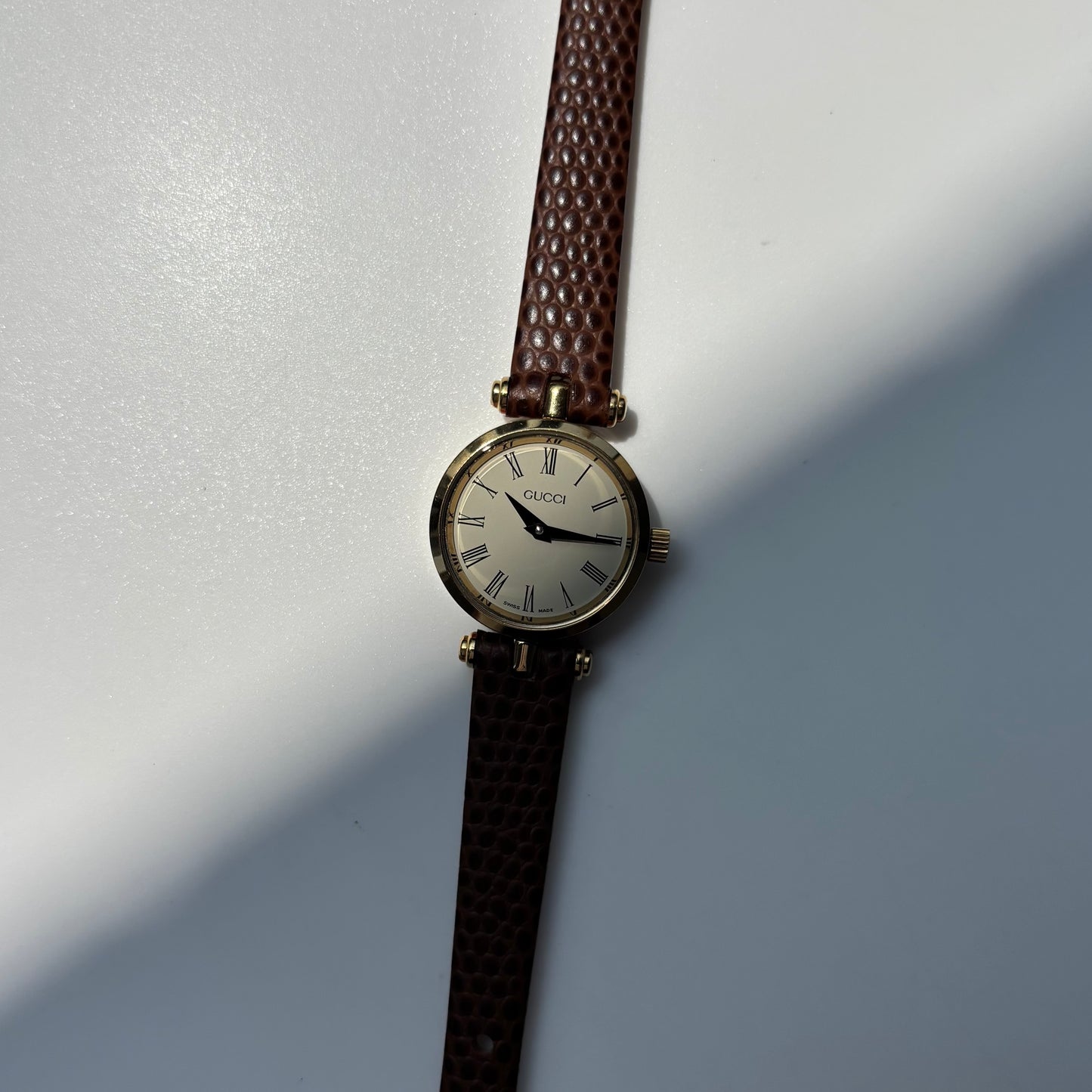 Gucci 1990s Round Dial Gold Plated Watch