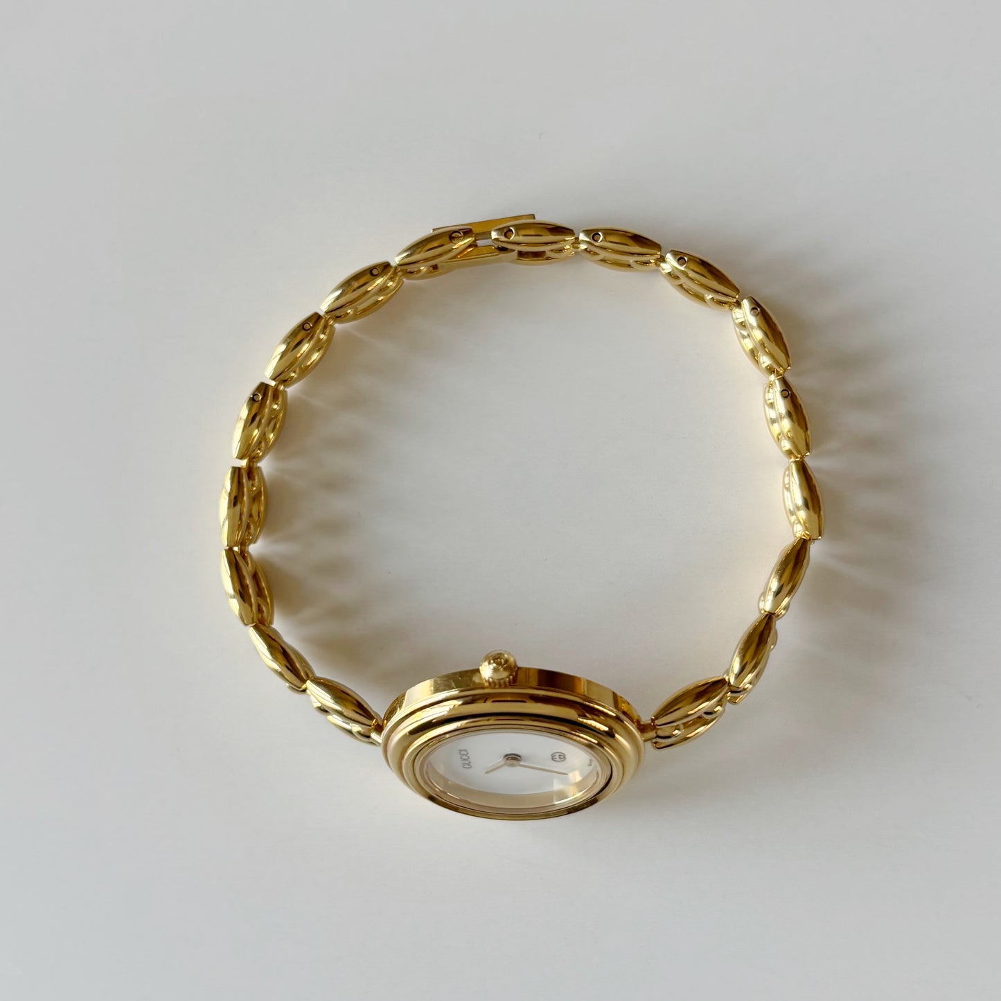 Gucci 1990s Interchangeable Bezel Gold Plated Rice Chain Watch with case, 6 bezels (165mm)