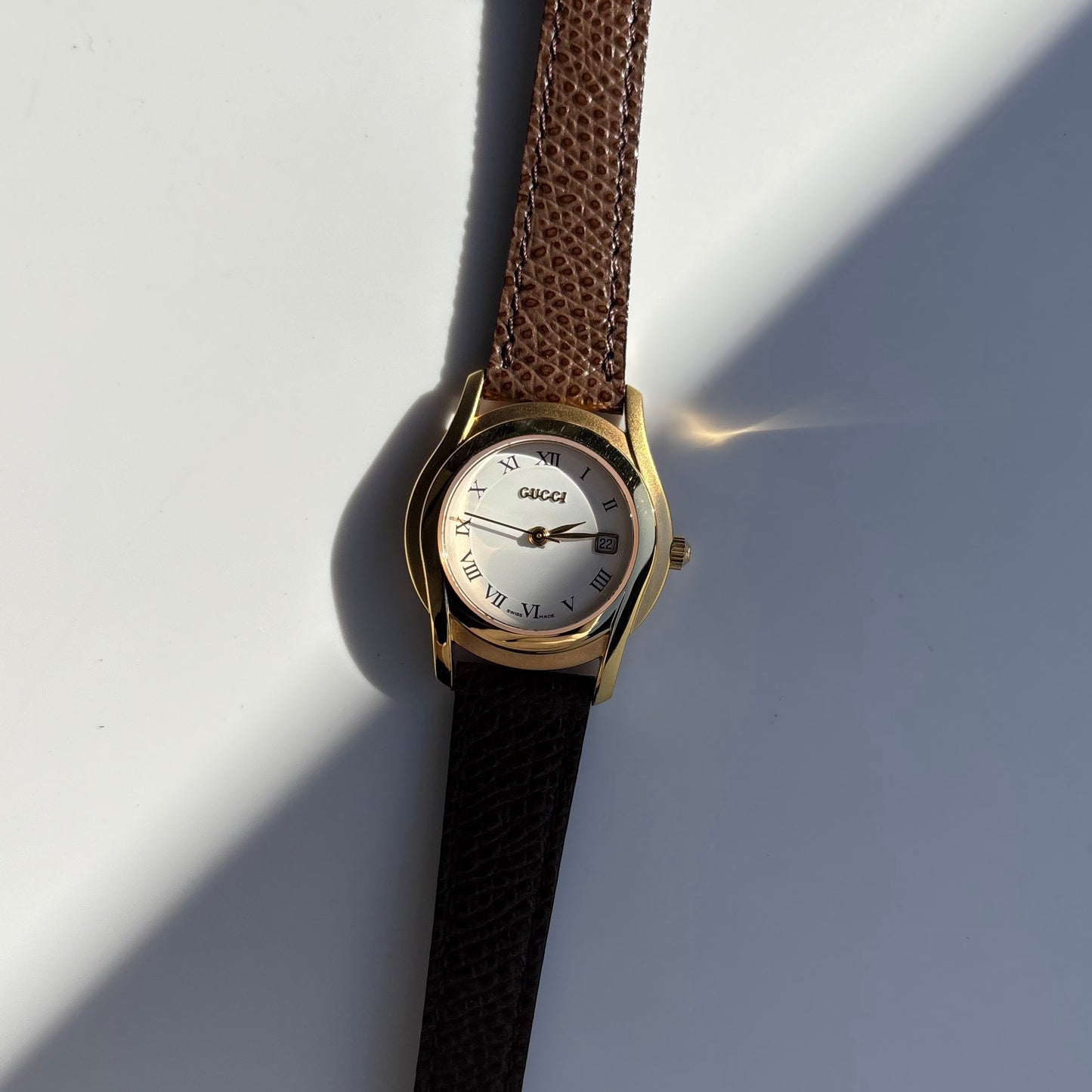 Gucci 1990s Date Round Dial Gold Plated Watch