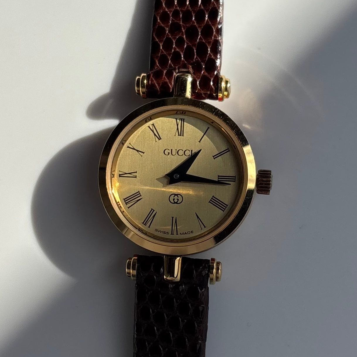 Gucci 1990s Round Dial Gold Plated Watch