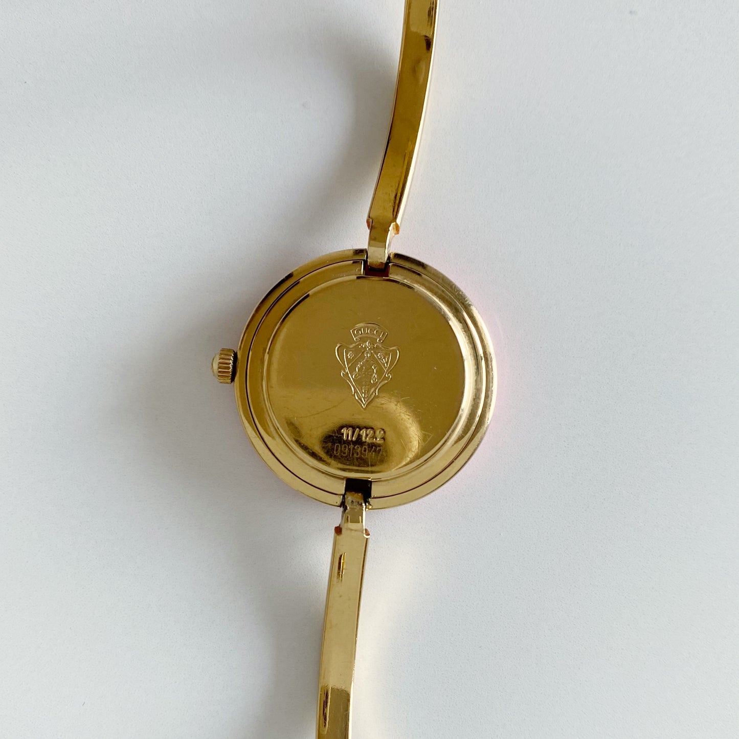 Gucci 1990s Interchangeable Bezel Gold Plated Bangle Watch with 12 bezels, case (Small)