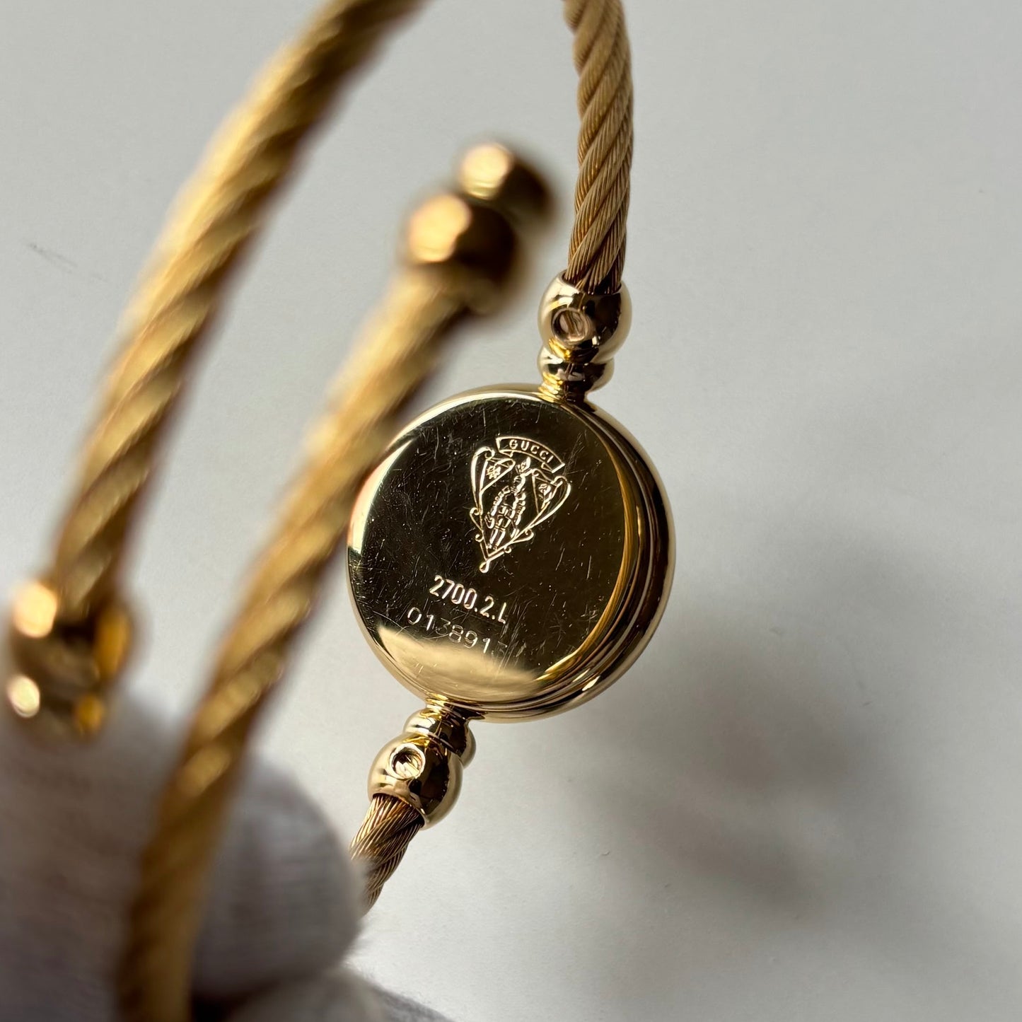 Gucci 1990s Seashell Dial Gold Plated Cable Band Bangle Watch
