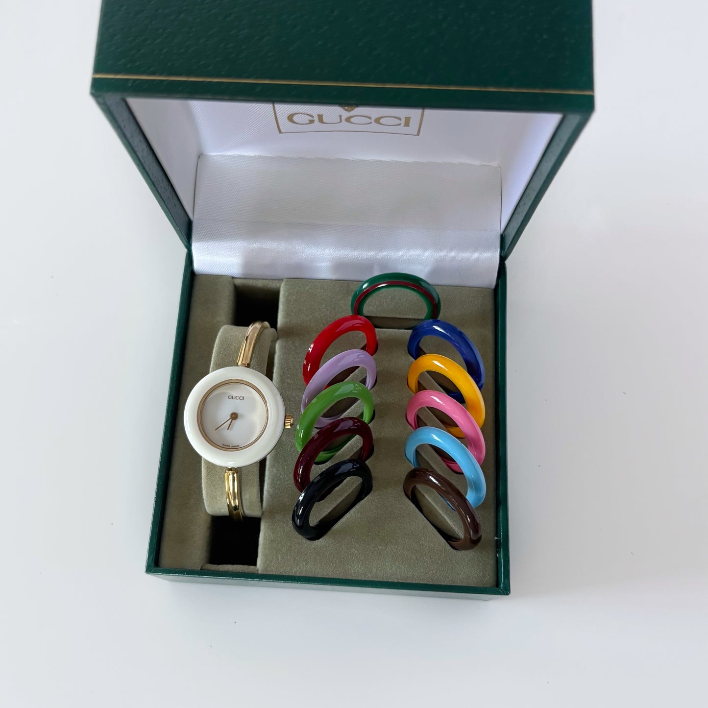 Gucci 1990s Interchangeable Bezel Gold Plated Watch with 12 bezels, case (Small)