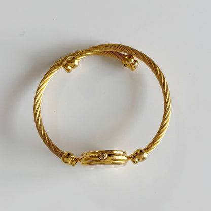 Gucci 1990s Seashell Dial Gold Plated Cable Bangle Watch