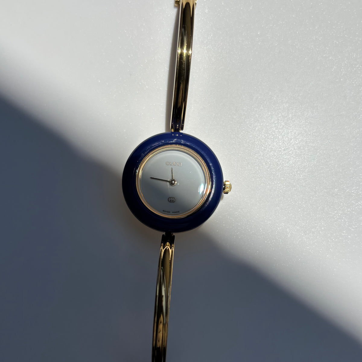 Gucci 1990s Interchangeable Bezel Gold Plated Bangle Watch with 12 bezels, case (Small)