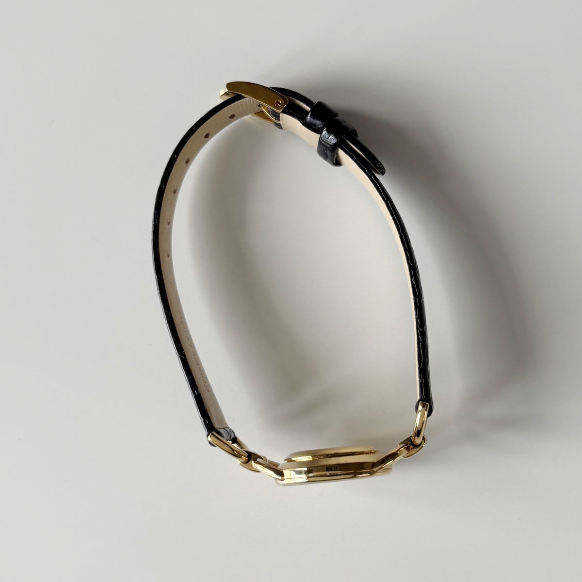 Gucci Round Dial Horsebit Gold-Plated Watch