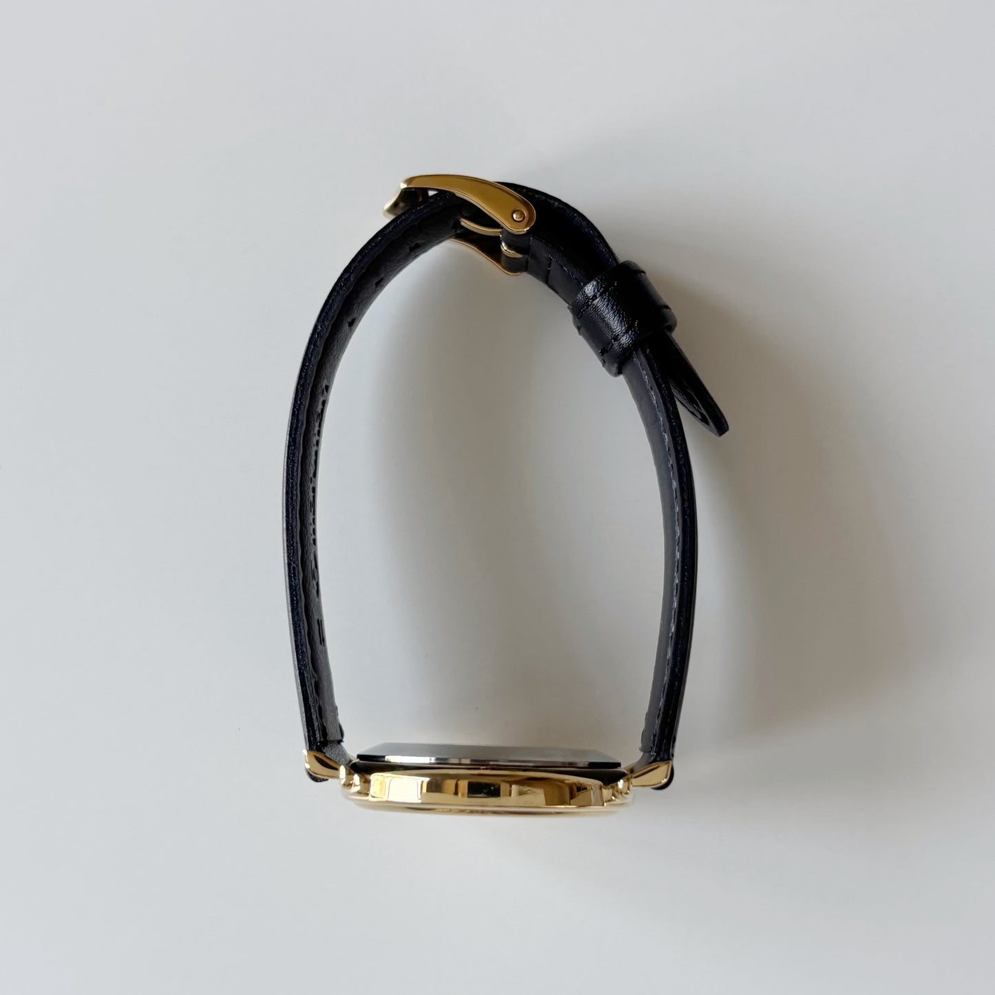Celine 1990s Seashell Round Dial Gold Plated Watch (Large)