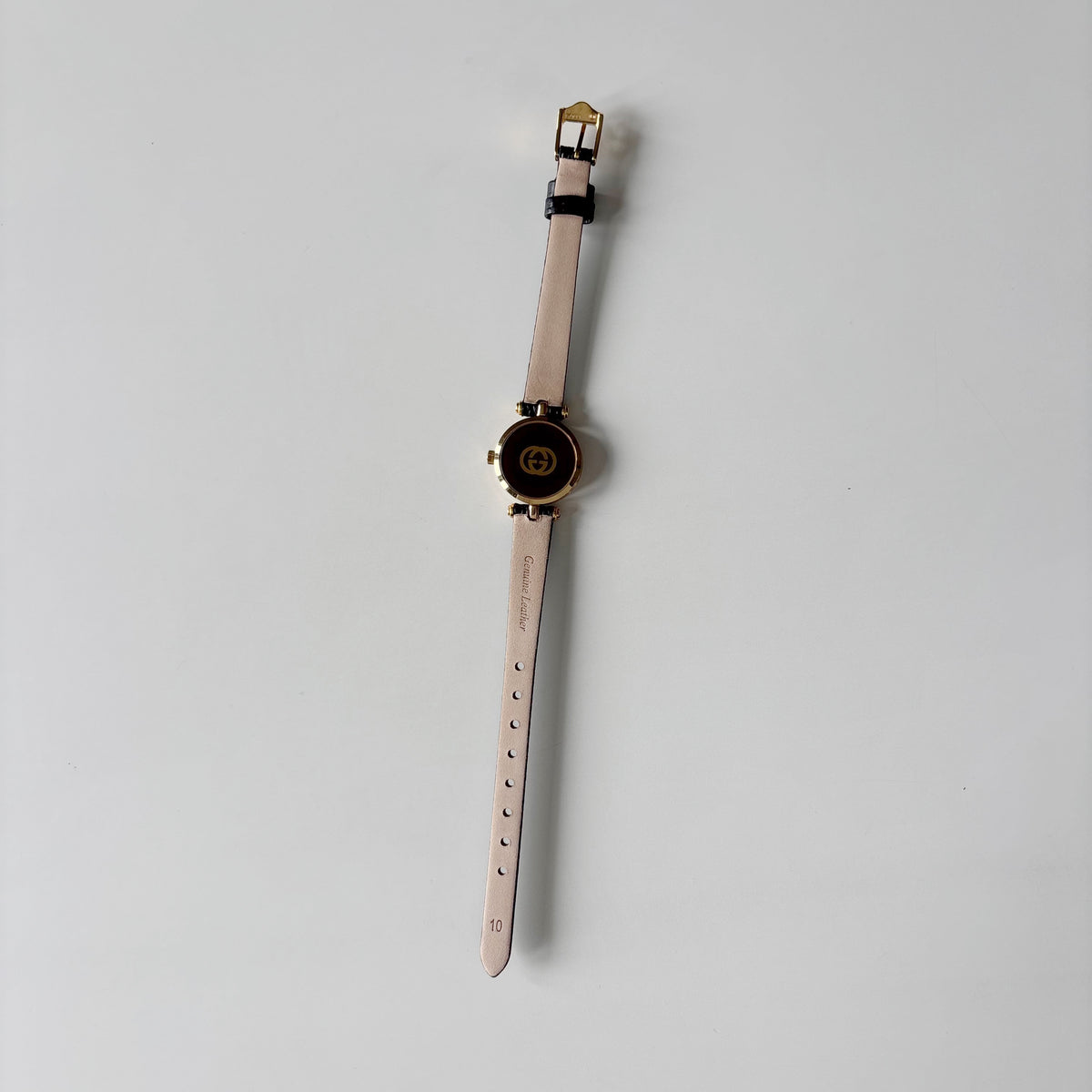 Gucci 1990s Gold Round Dial Gold Plated Watch