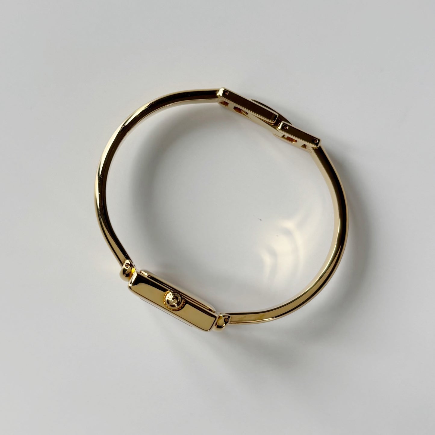 Gucci 1990s Square Dial Gold Plated Bangle Watch (Small)