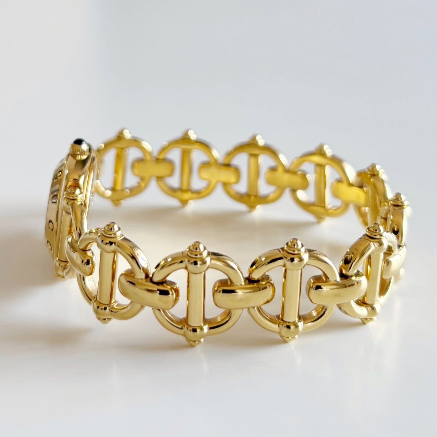 Gucci 1990s Seashell Dial Gold Plated Watch