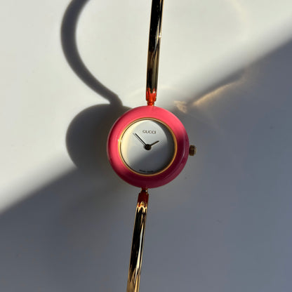 Gucci 1990s Interchangeable Bezel Gold Plated Bangle Watch with 12 bezels, case
