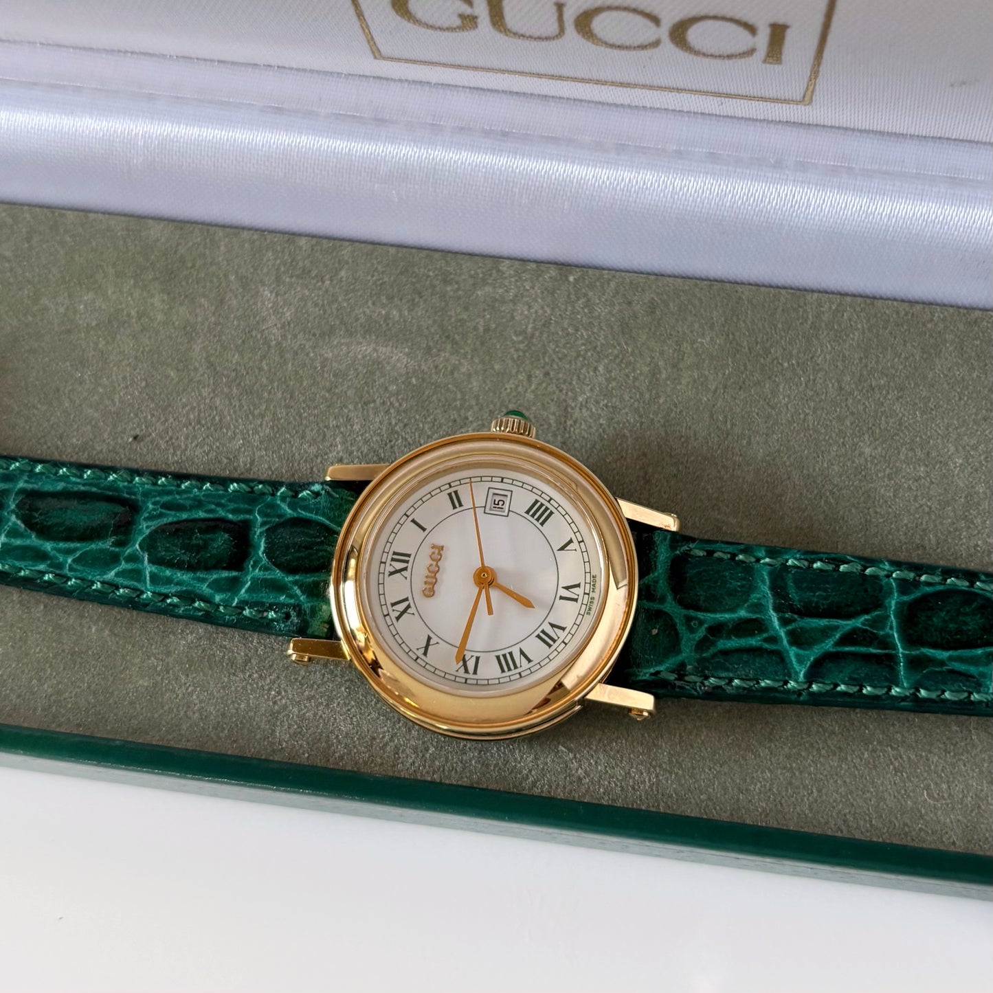 Gucci 1990s Date Round Dial Gold Plated Watch