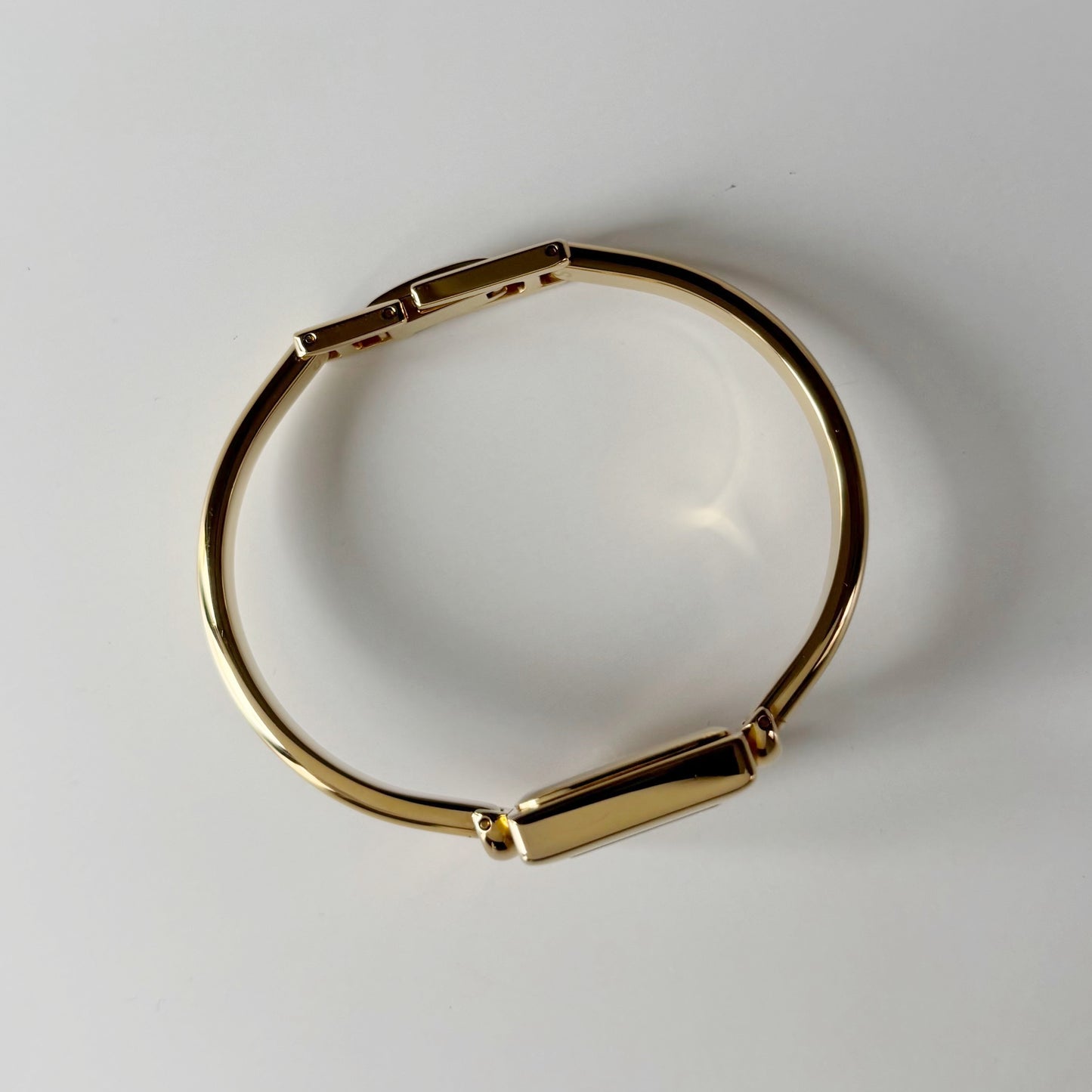 Gucci 1990s Square Dial Gold Plated Bangle Watch (Small)