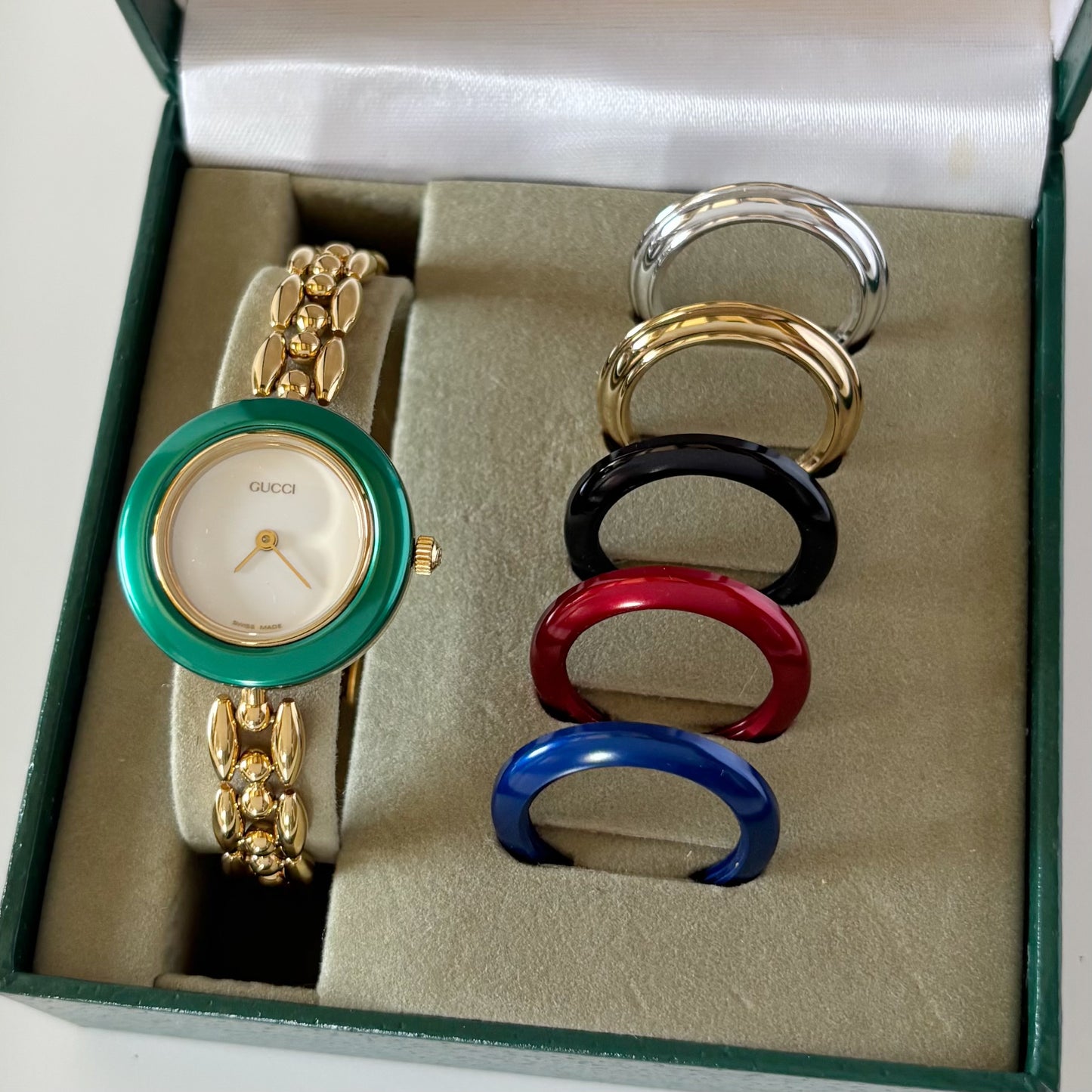 Gucci 1990s Interchangeable Bezel Gold Plated Rice Chain Watch with case, 6 bezels (160mm)