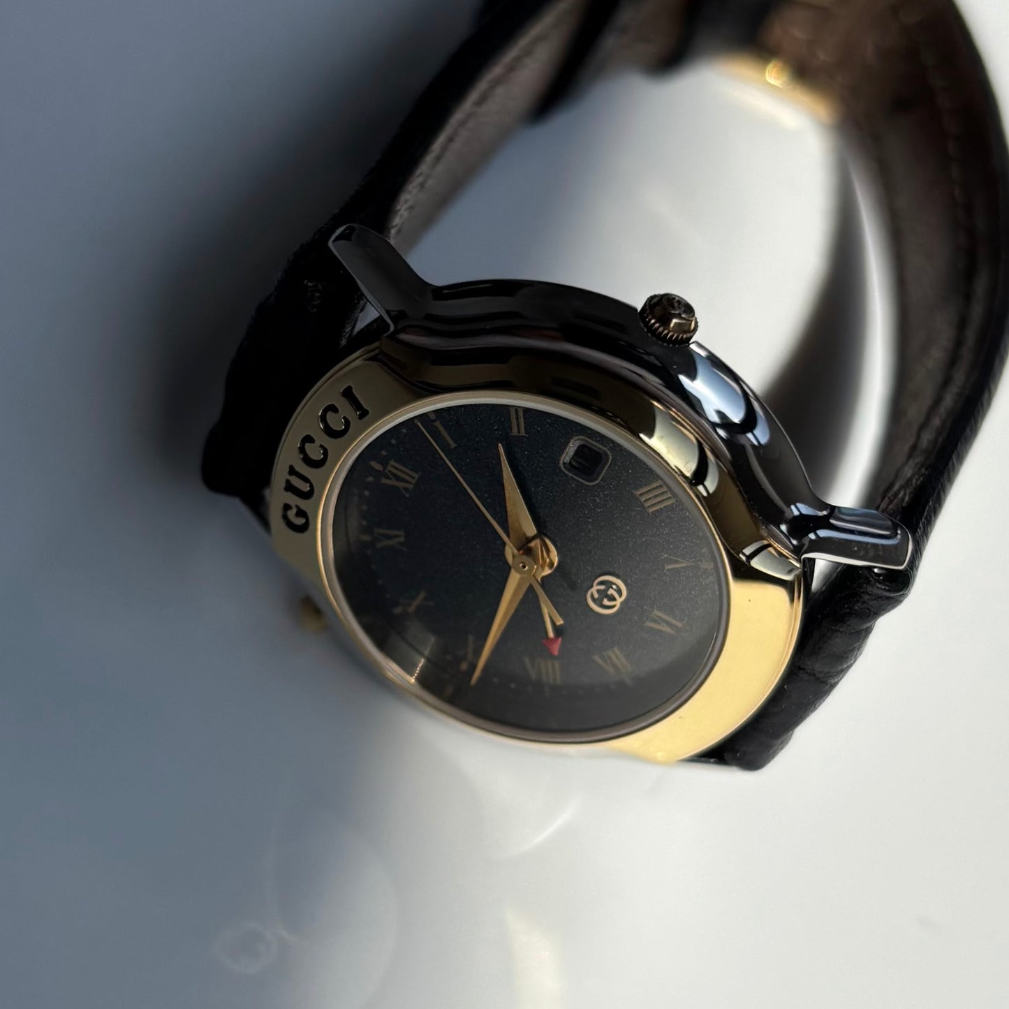 Gucci 1990s Date Black Round Dial Two Tone Watch