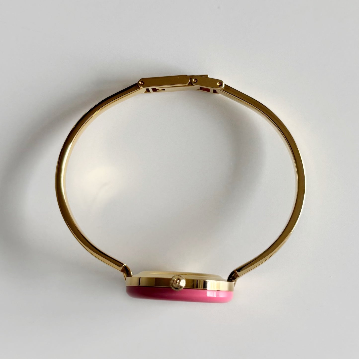 Gucci 1990s Interchangeable Bezel Gold Plated Bangle Watch with 12 bezels, case