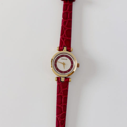 Gucci 1990s Red Round Dial Gold Plated Watch