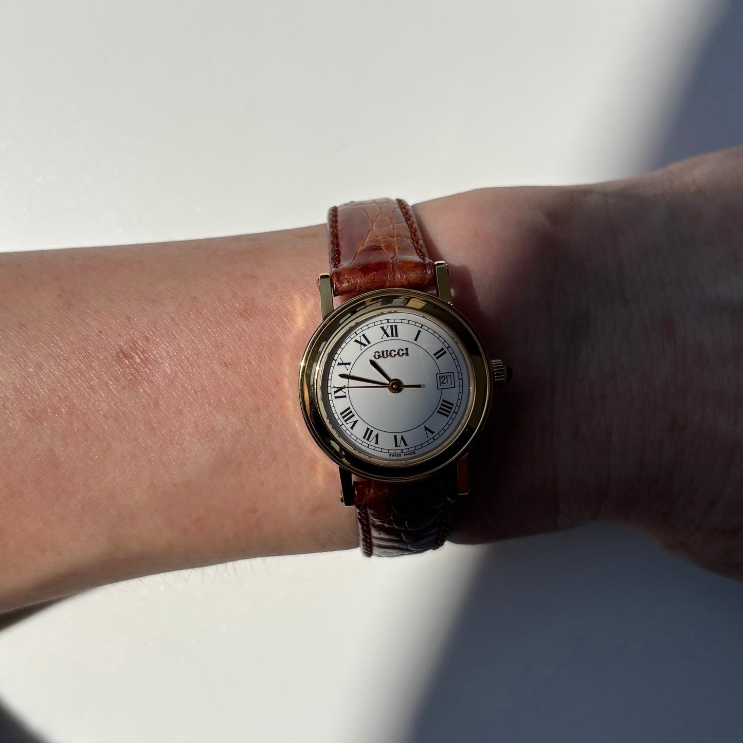 Gucci 1990s Date Round Dial Gold Plated Watch