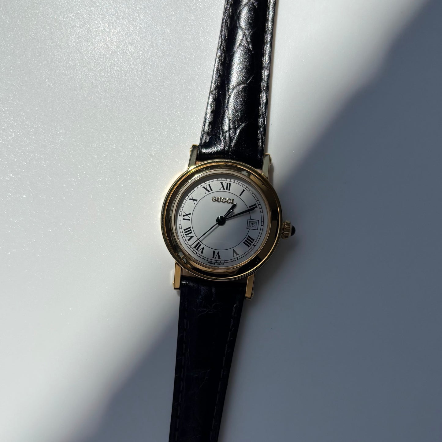 Gucci 1990s Date Round Dial Gold Plated Watch
