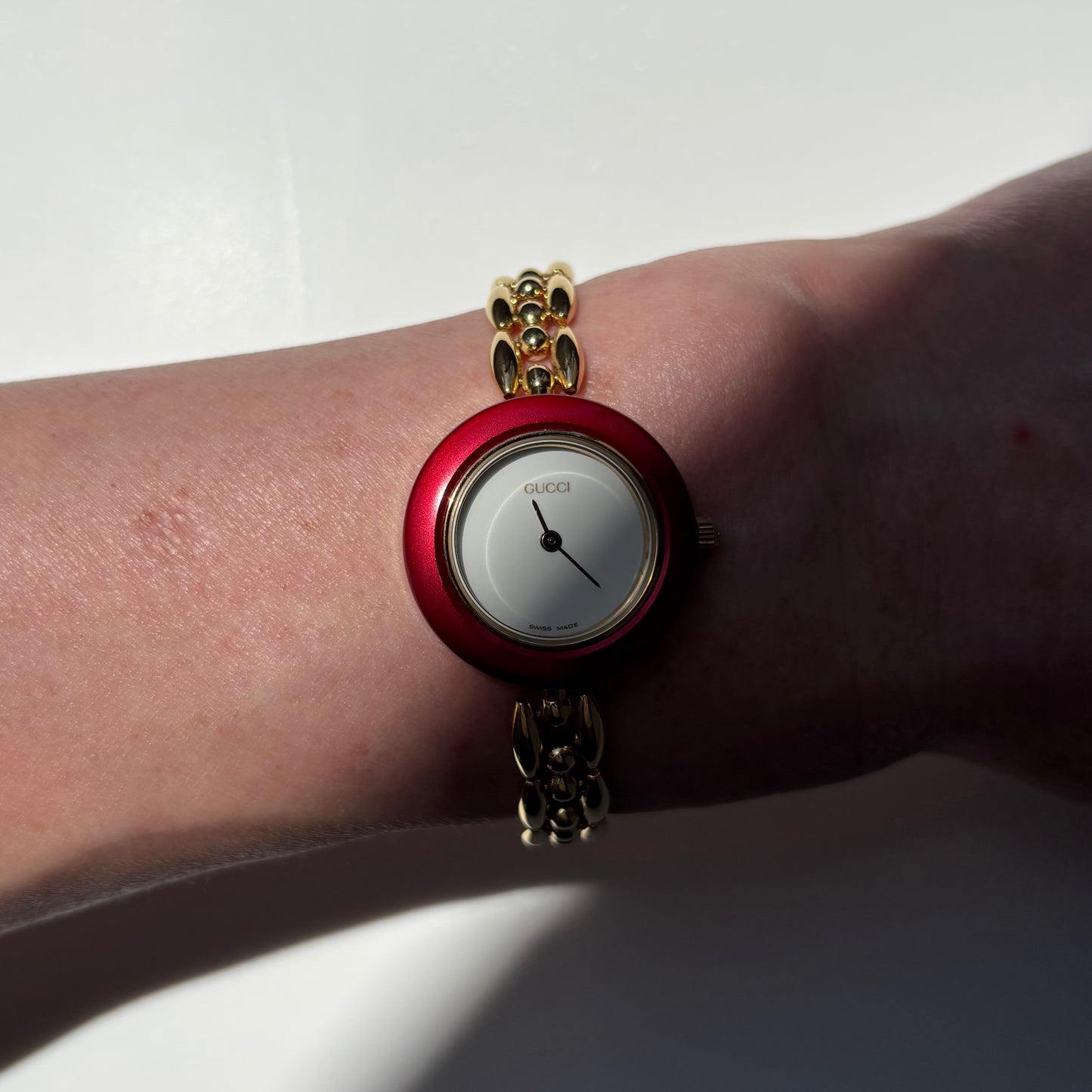 Gucci 1990s Interchangeable Bezel Gold Plated Rice Chain Watch with case, 6 bezels (160mm)