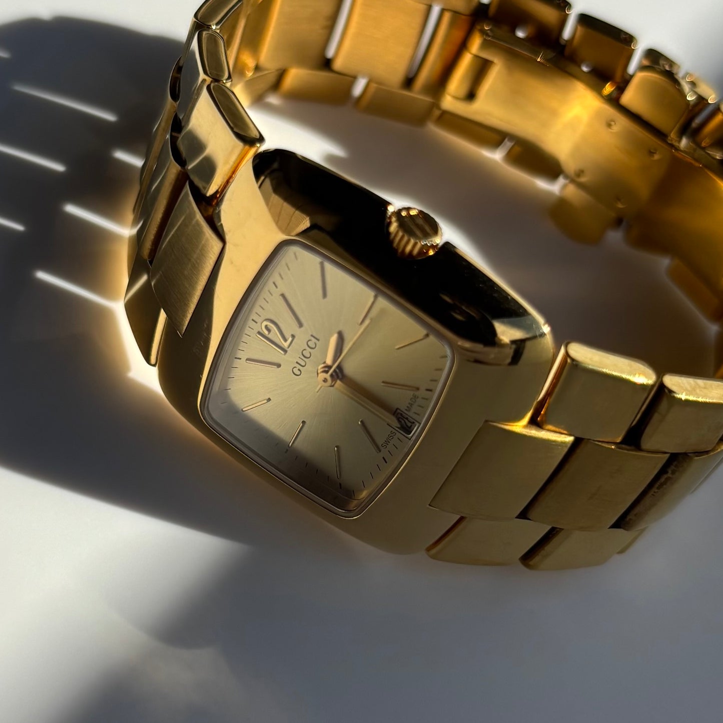 Gucci 1990s Date Gold Dial Gold Plated Watch