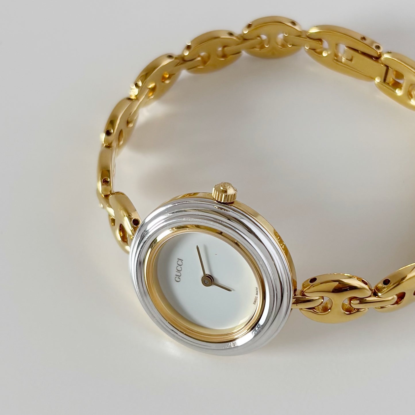 Gucci 1990s Interchangeable Bezel Gold Plated Watch with 6 bezels, case (165mm)