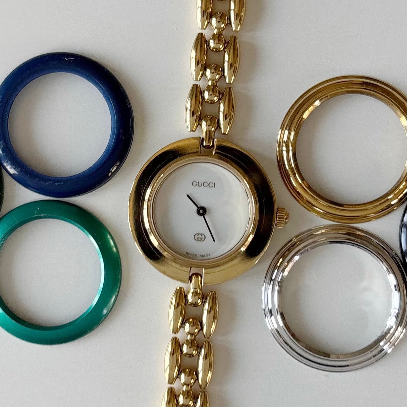 Gucci 1990s Interchangeable Bezel Gold Plated Rice Chain Watch with case, 6 bezels (165mm)