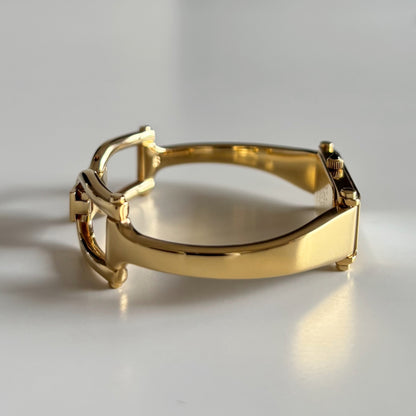 Gucci 1990s Seashell Rectangular Dial Gold Plated Bangle Watch (Small)