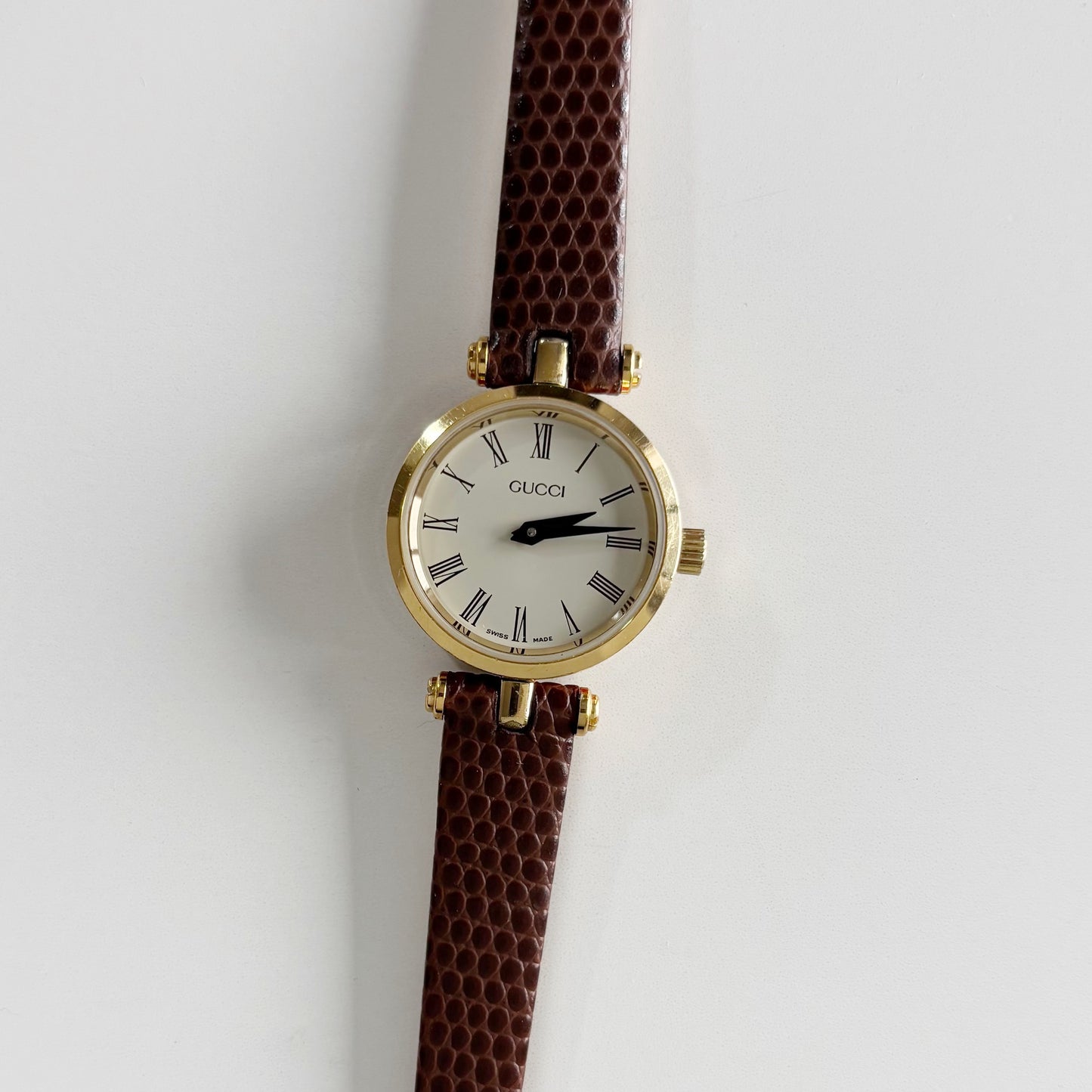 Gucci 1990s Round Dial Gold Plated Watch