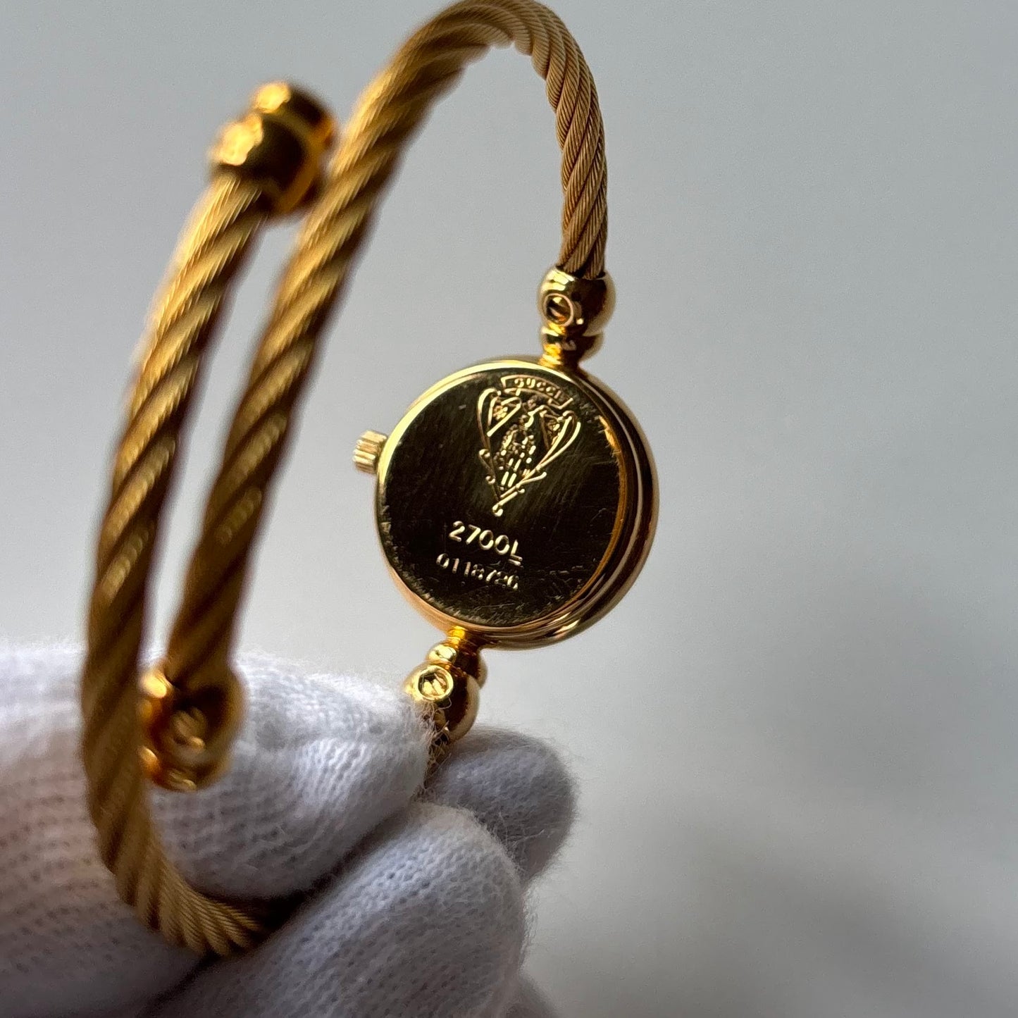 Gucci 1990s Seashell Dial Gold Plated Cable Bangle Watch
