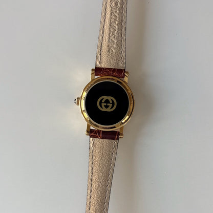 Gucci 1990s Date Round Dial Gold-Plated Watch