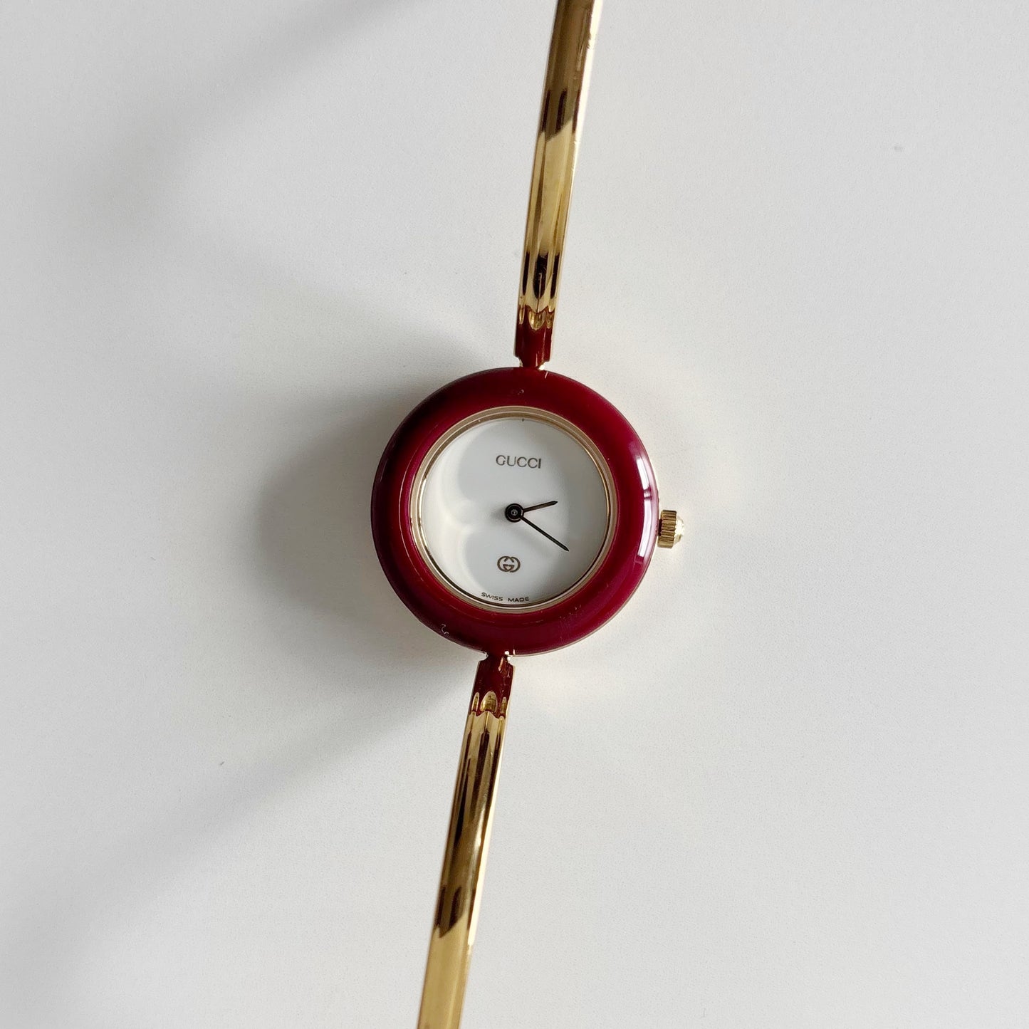 Gucci 1990s Interchangeable Bezel Gold Plated Bangle Watch with 12 bezels, case