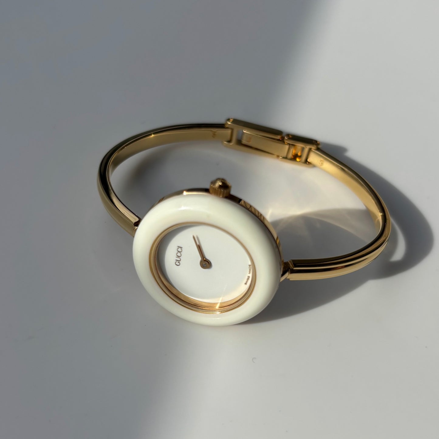 Gucci 1990s Interchangeable Bezel Gold Plated Watch with 12 bezels, case (Small)