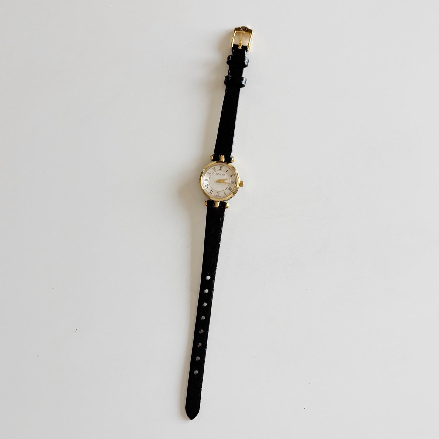 Gucci 1990s Round Dial Gold Plated Watch
