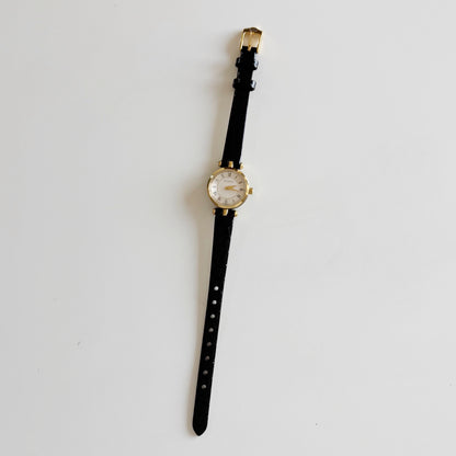 Gucci 1990s Round Dial Gold Plated Watch