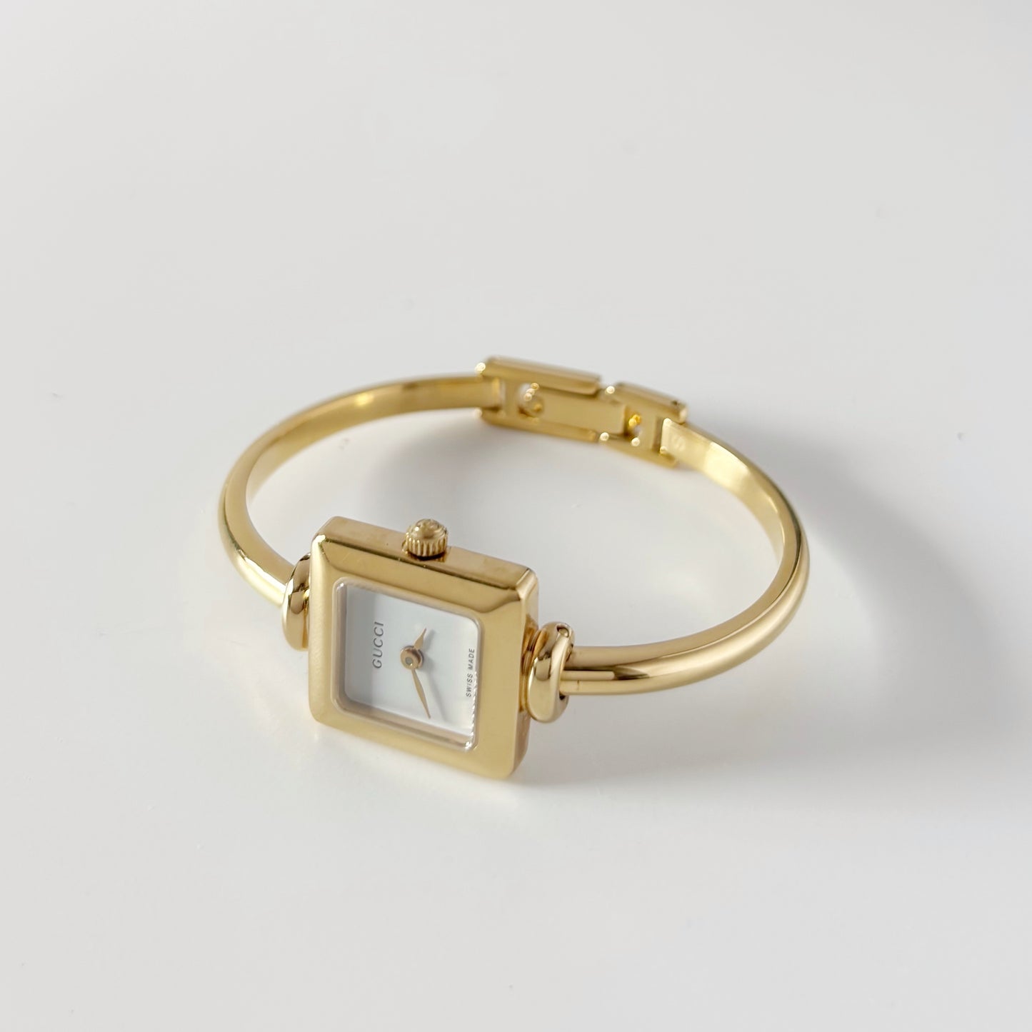 Gucci 1990s Square Dial Gold Plated Bangle Watch (Small)