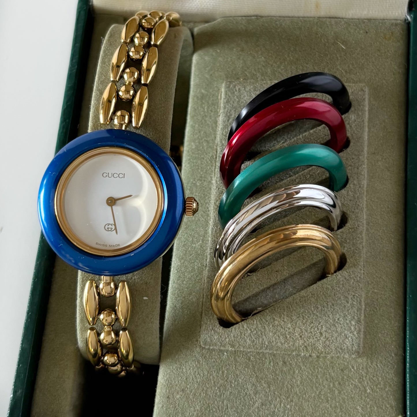 Gucci 1990s Interchangeable Bezel Gold Plated Watch with 6 bezels, case (167mm)