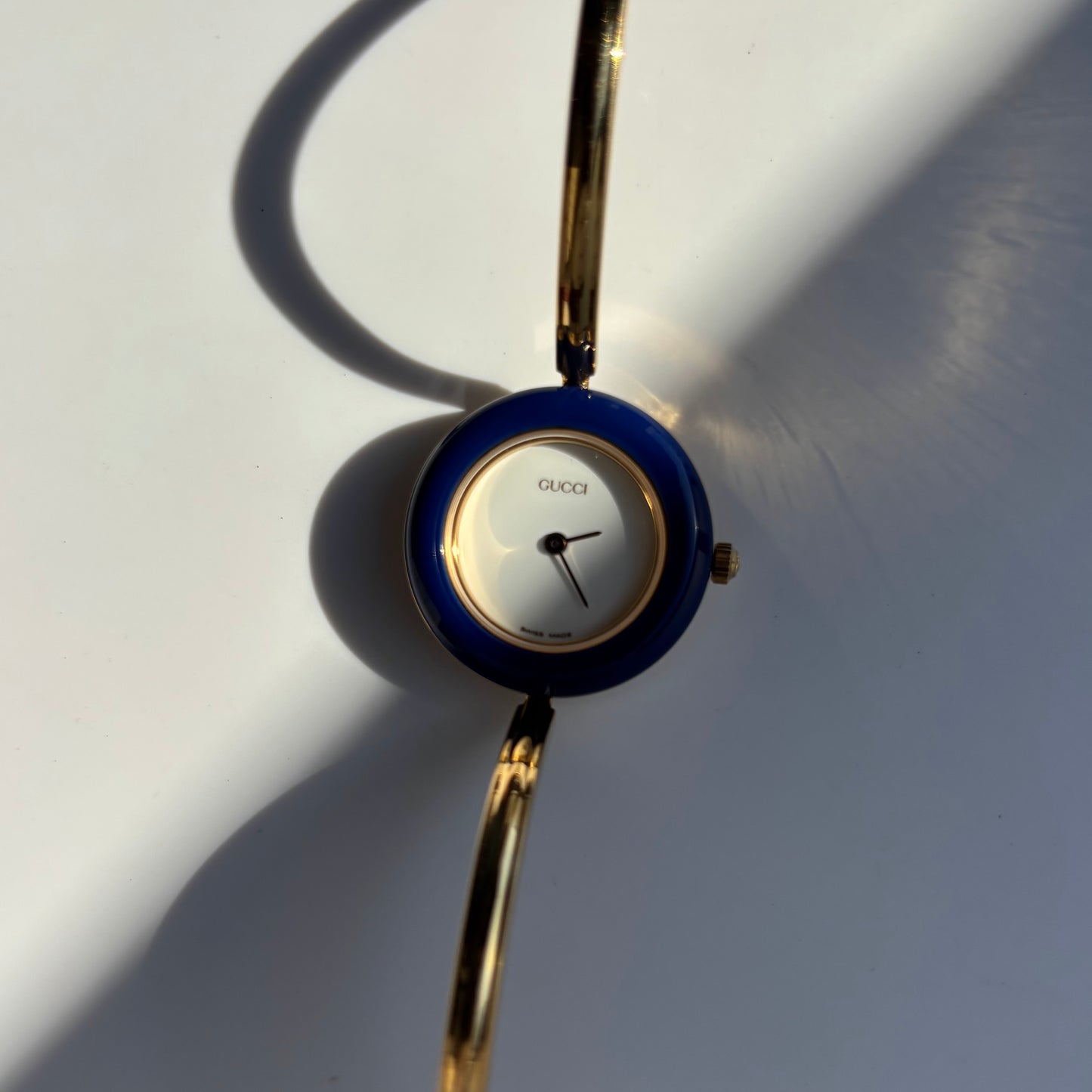 Gucci 1990s Interchangeable Bezel Gold Plated Bangle Watch with 12 bezels, case