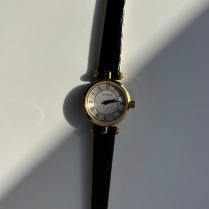 Gucci 1990s Round Dial Gold Plated Watch