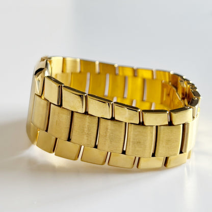 Gucci 1990s Date Gold Dial Gold Plated Watch